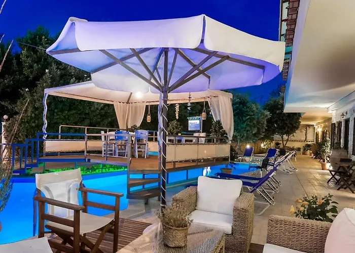Dante's Maisonettes Ammoudi