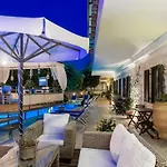 Dante's Maisonettes