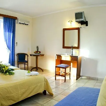 Dante's Maisonettes Amoudi